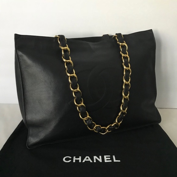 CHANEL Handbags - Chanel Tote